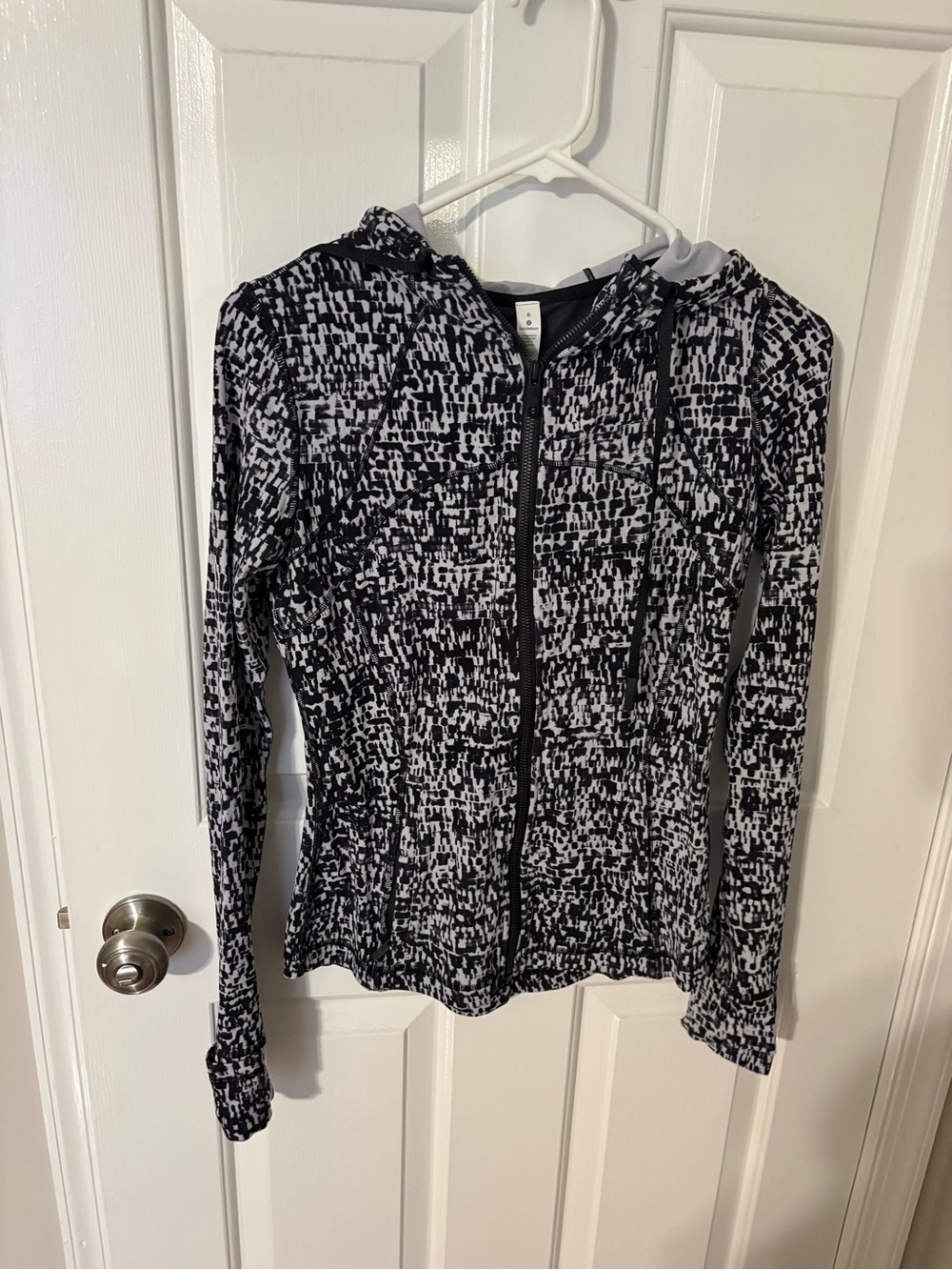 lululemon athletica Black & White Printed Full-Zip Hooded Jacket